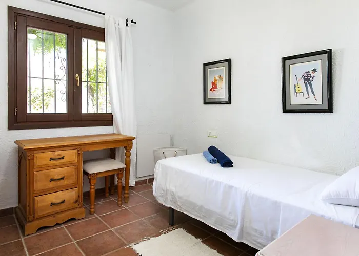 Celia Luise By Interhome